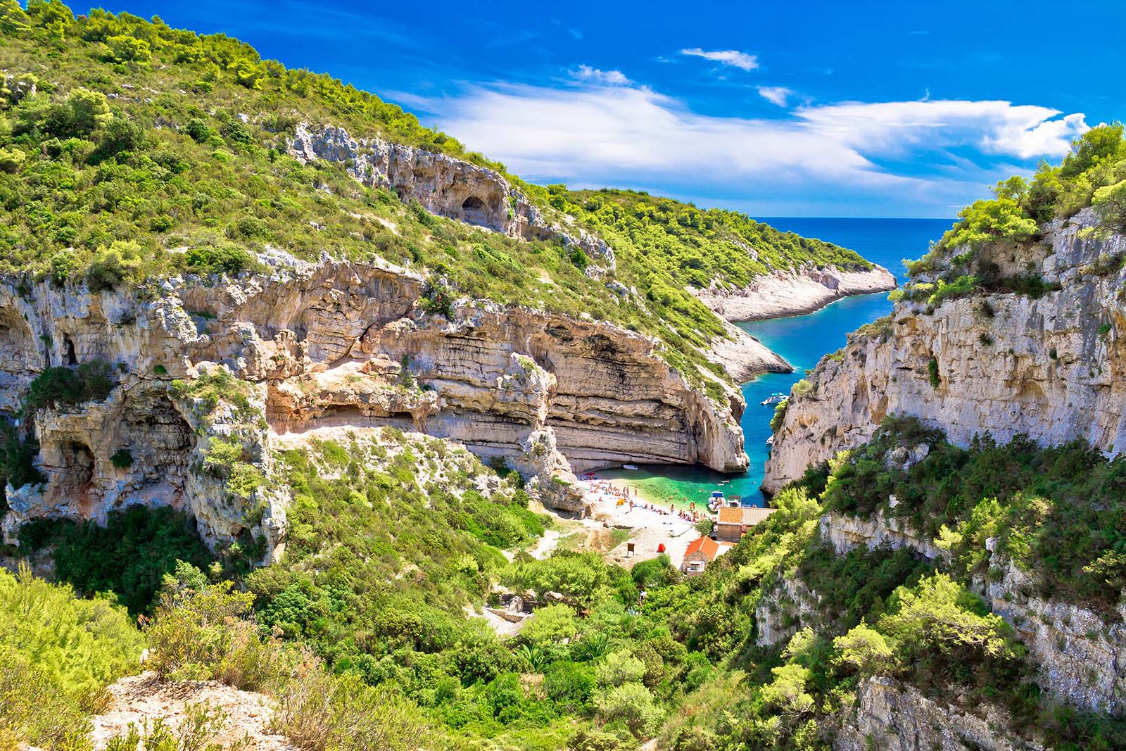 Stiniva bay excursions trips